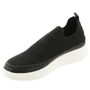 Steve Madden Womens Samarah Sneaker US 8.5 M Black Knitted Pull-On Closure NIB